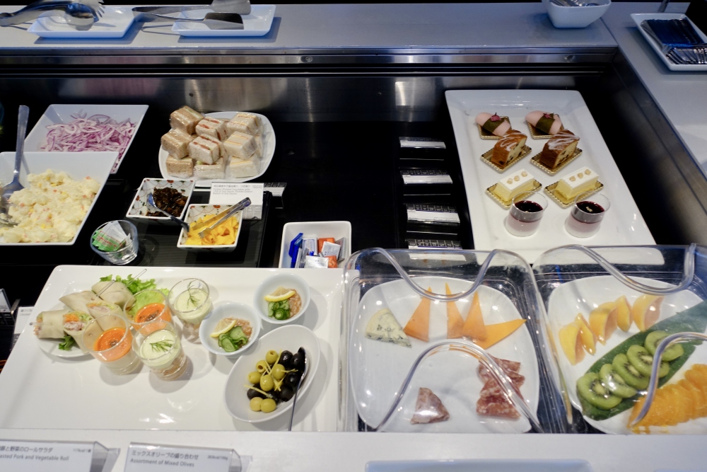 成田空港第1ターミナル　ANAスイートラウンジ　ブッフェ　ランチ