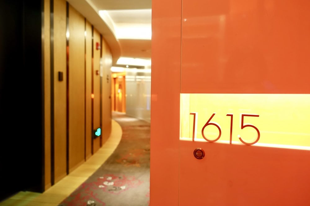 W　上海　1615号室