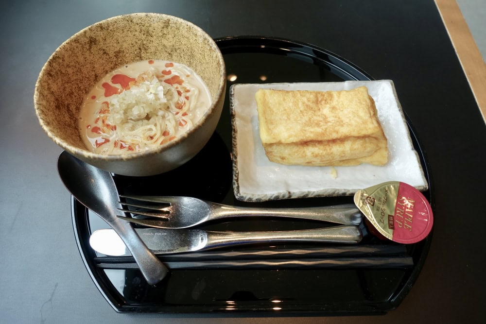 担々麺とフレンチトースト