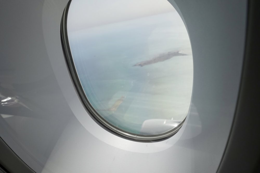 カタール航空パリ行きの機窓から