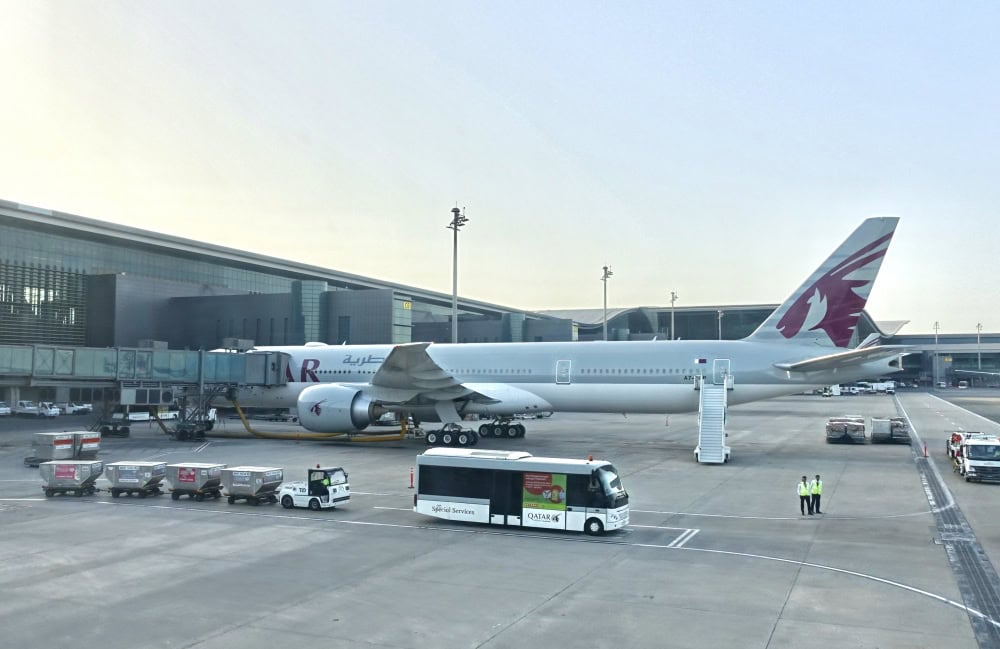 ドーハ国際空港に駐機するカタール機
