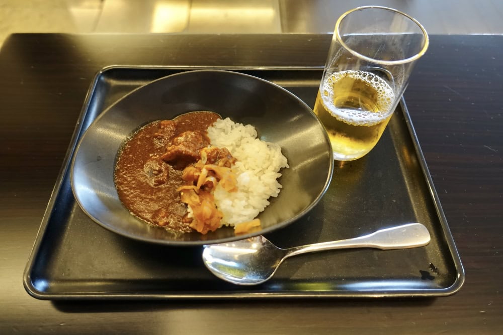 成田空港JALファーストクラスラウンジオリジナルビーフカレー