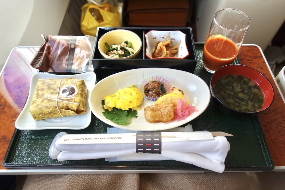 JALファーストクラスの機内食コラボメニュー