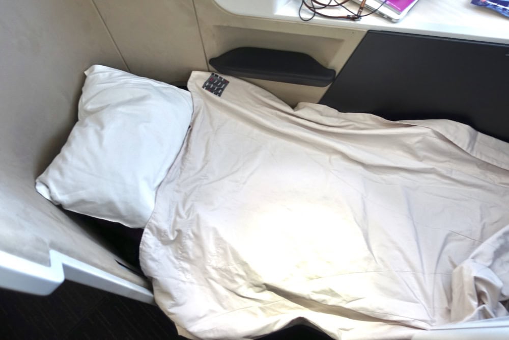JAL SKY SUITEⅢのベッドポジション
