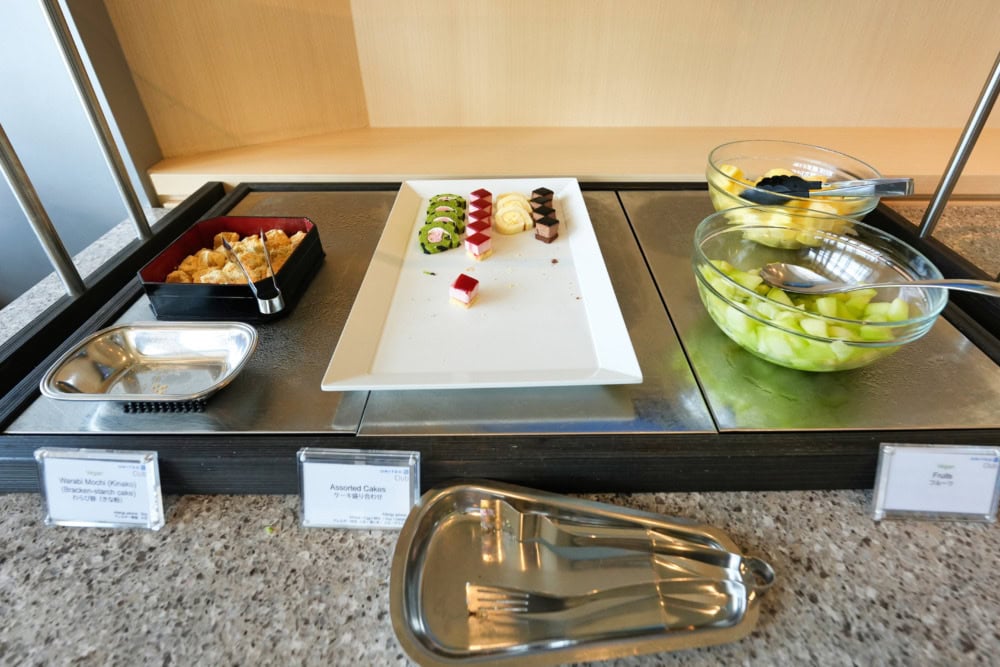 成田空港第1ターミナル第5サテライトUAクラブラウンジ・朝食メニュー・デザート