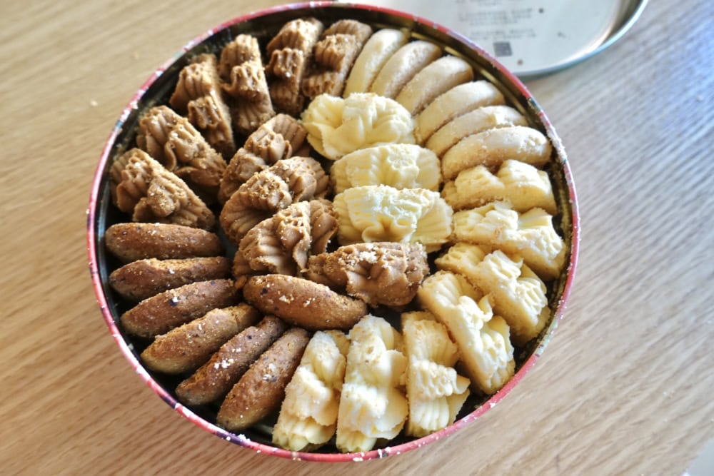 香港ジェニーベーカリーのクッキー缶
