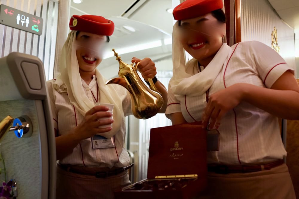 エミレーツ航空ファーストクラスのおもてなし
