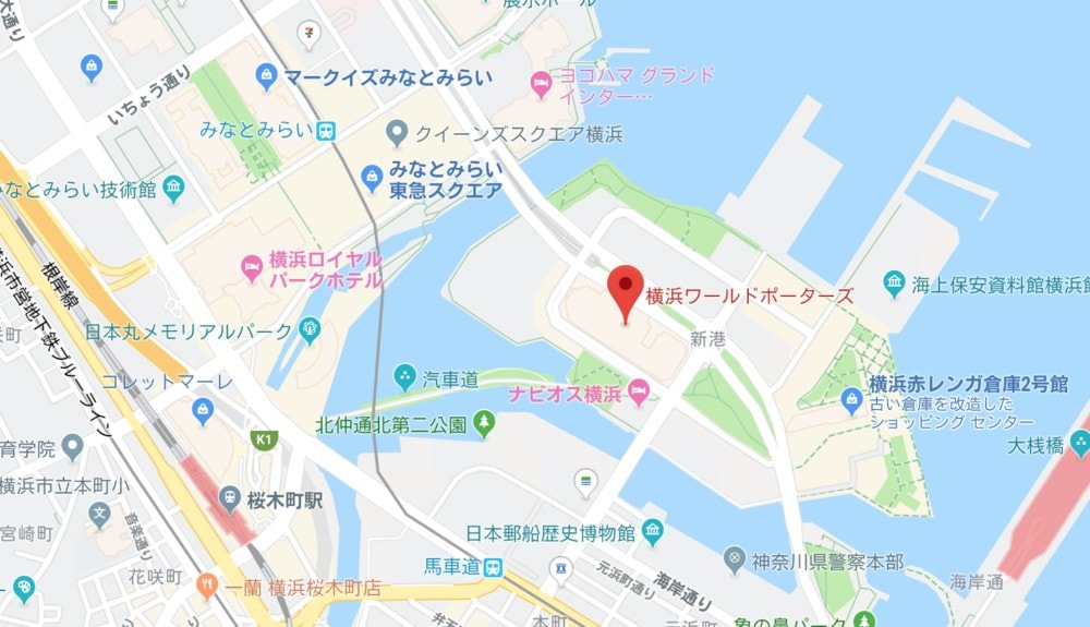 横浜ワールドポーターズ・ハワイアンタウン