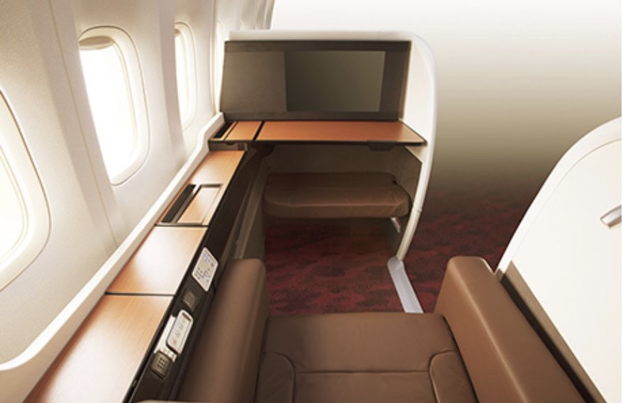 JAL国際線ファーストクラスシート「JAL SUITE」：後ろから見た図