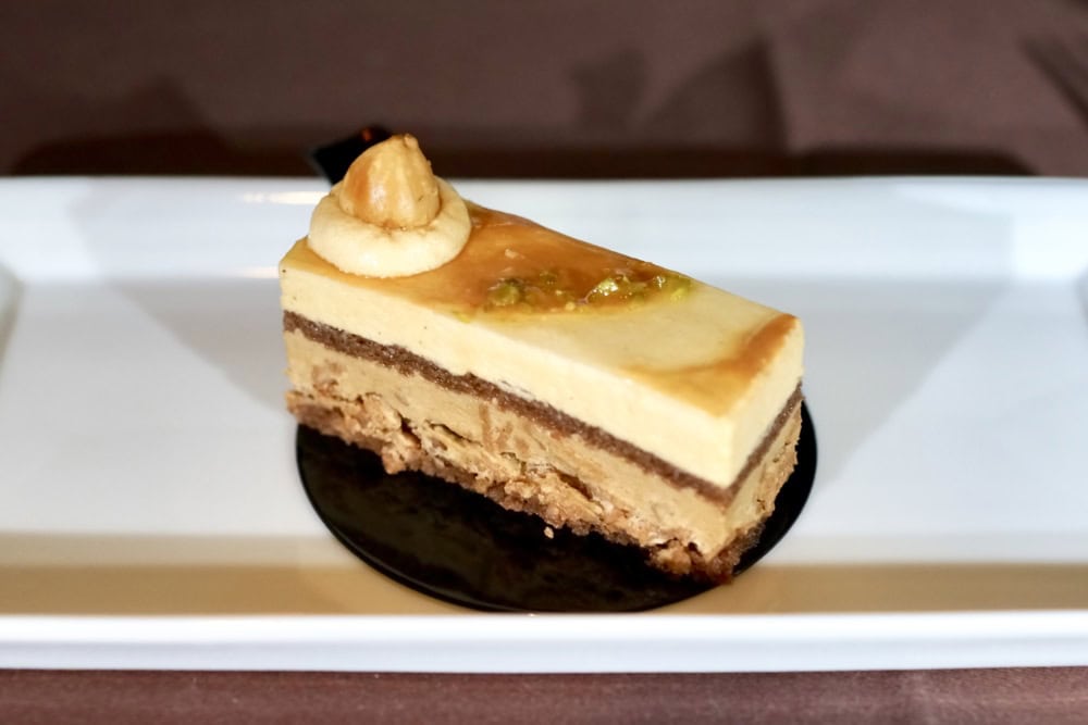 JAL国際線ファーストクラス機内食：ケーキ