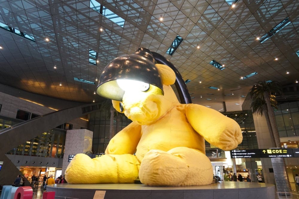 ドーハ・ハマド国際空港のシンボル・ランプベア