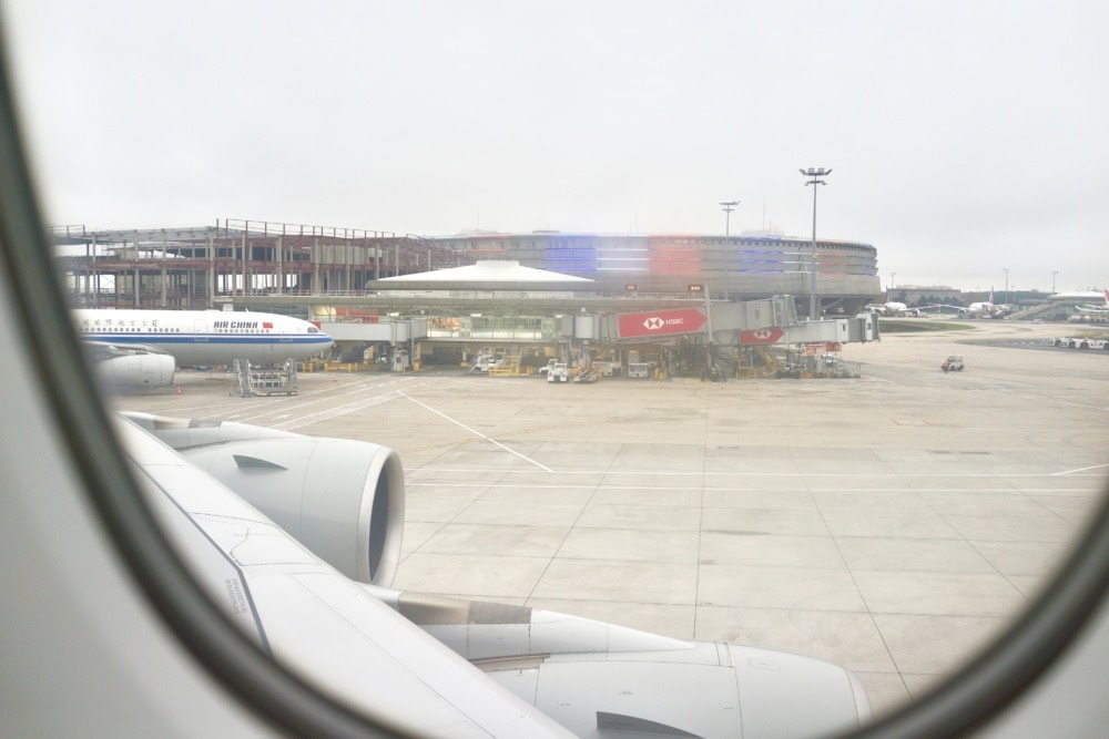 パリ・シャルル・ド・ゴール空港からカタール航空ビジネスクラスでドーハへ