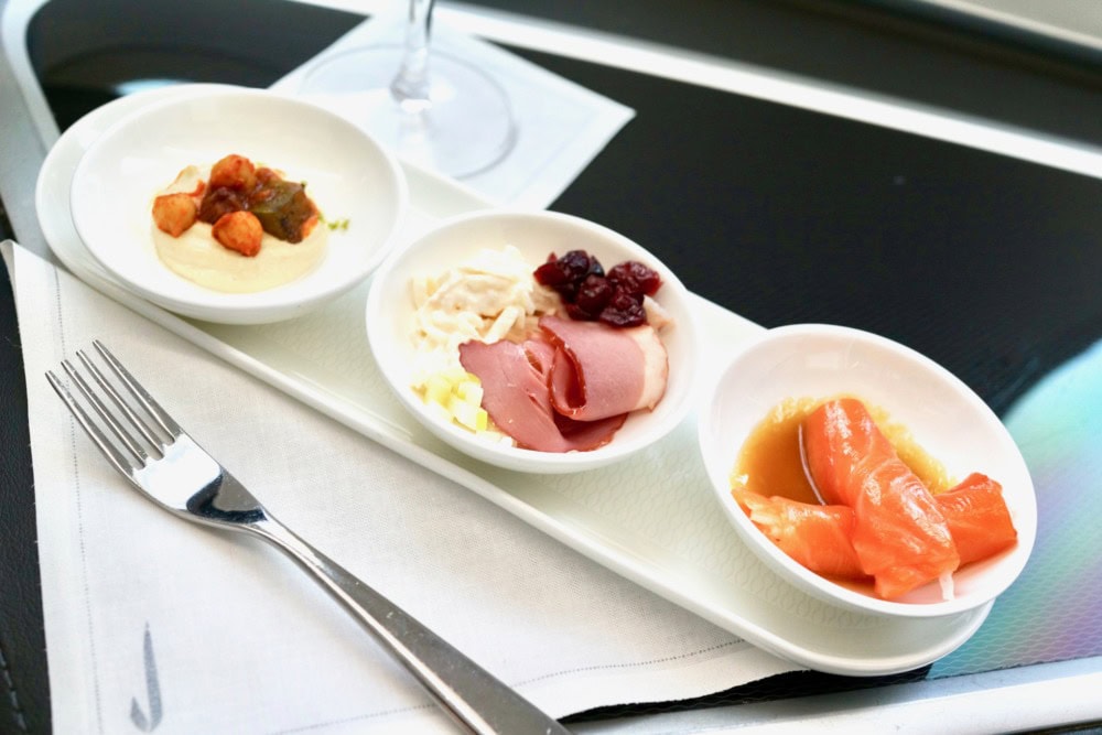 ブリティッシュエアウェイズ・ファーストクラス搭乗記・機内食・アミューズブーシュ