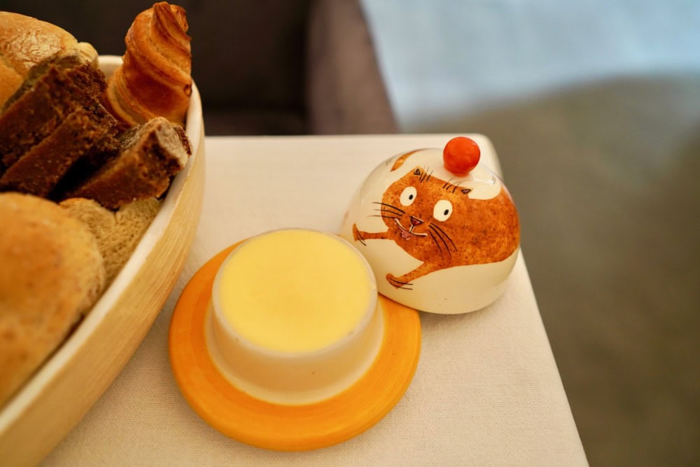 インパティオゲストハウス・朝食のバター