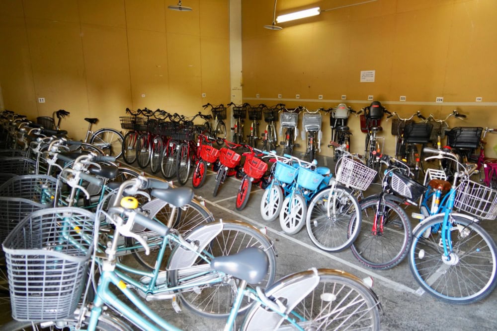 シェラトン・グランデ・オーシャンリゾート・サイクリング・自転車置き場の中