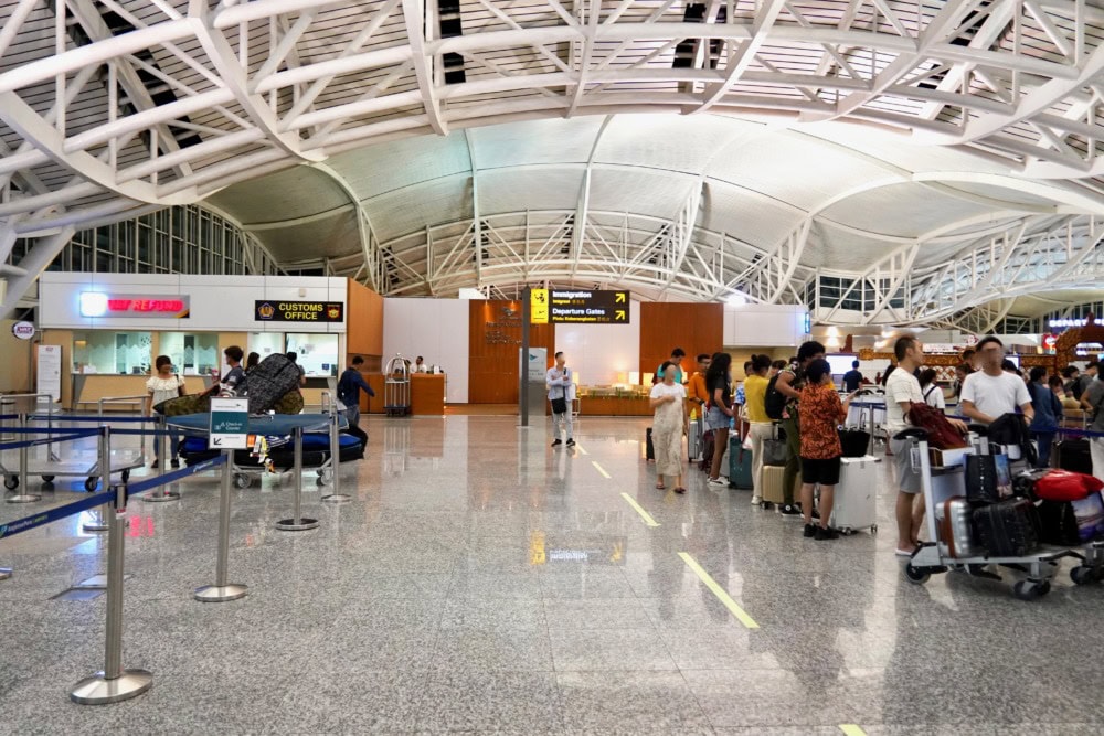 デンパサール国際空港・プレミアムチェックイン