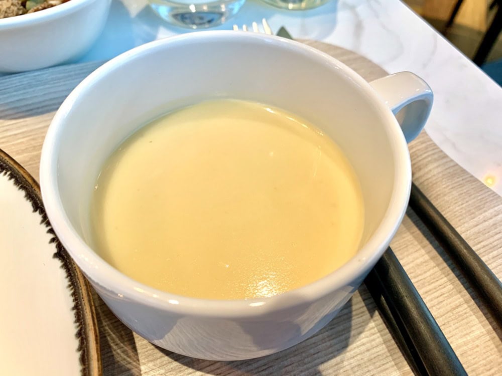 アロフト東京銀座・プラチナ特典・朝食・ポタージュ