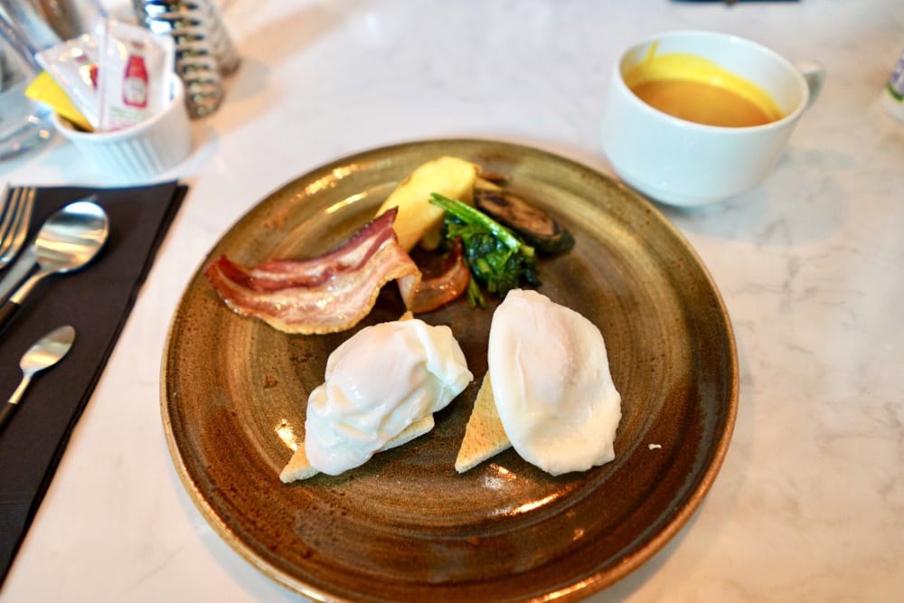 アロフト東京銀座・プラチナ特典・朝食・ポーチドエッグ