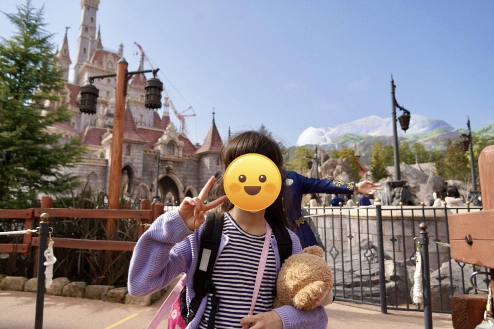 東京ディズニーランド・エントリーパス対象アトラクション・美女と野獣・お城の前