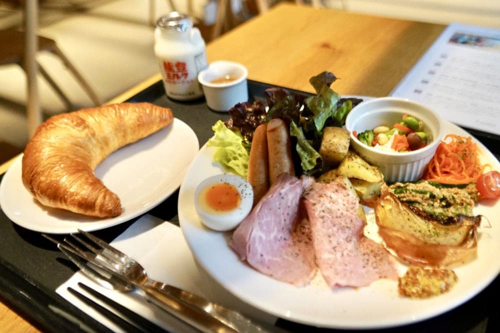 KUMU金沢・TEA SALON・朝食