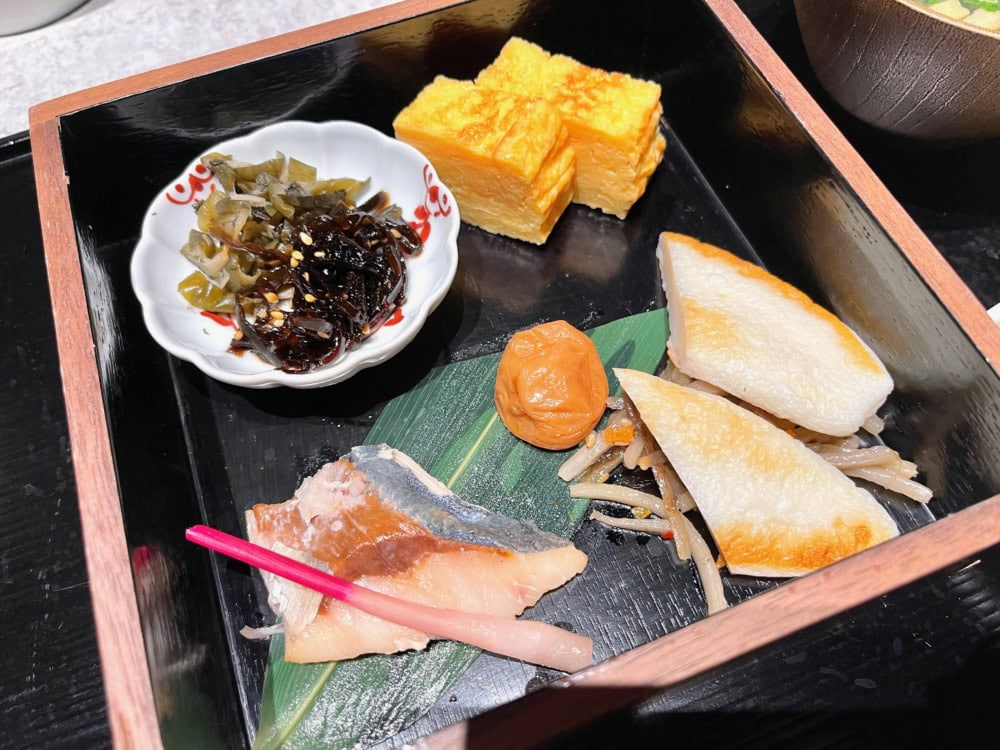 ACホテル銀座宿泊記・朝食レストラン・ACキッチン朝食・ブッフェカウンター・和食ボックス