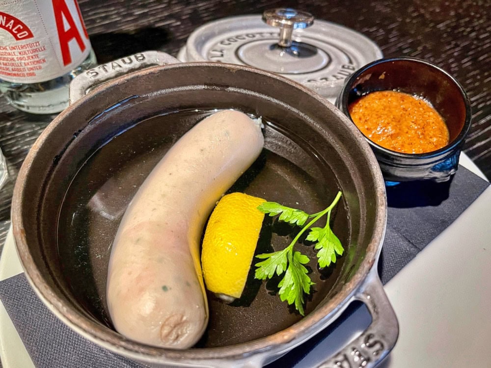 ルーマーズミュンヘン宿泊記・朝食・アラカルト・ヴァイスヴルスト