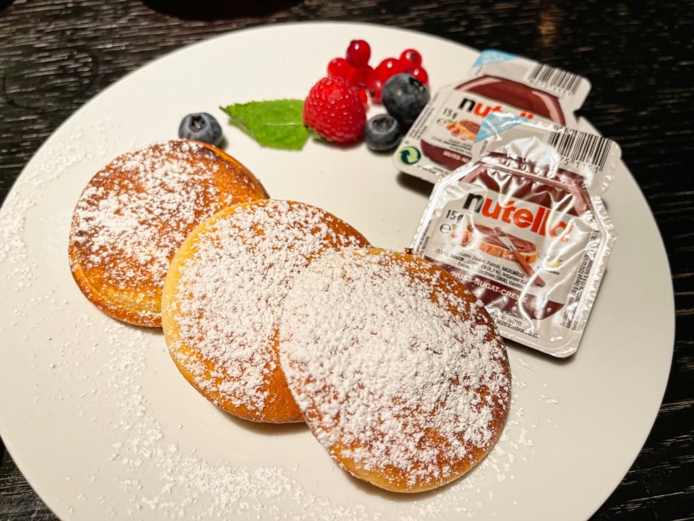 ルーマーズミュンヘン宿泊記・パンケーキwヌテラ