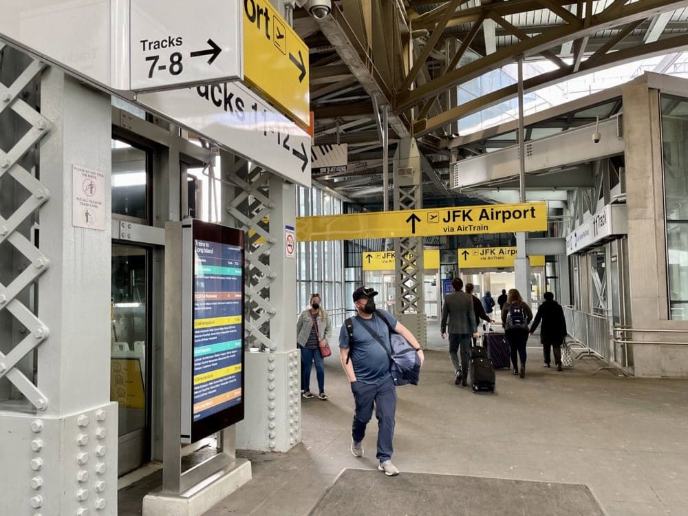 JFK空港の乗り方・ジャマイカ駅/ロングアイランドレイルロードの乗り方・駅構内5
