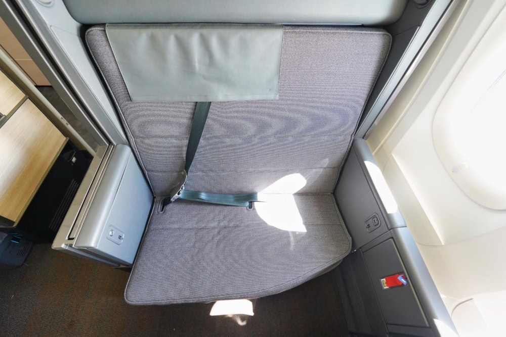 ANA新型ビジネスクラスTHE Room搭乗記・ビジネスクラスシート