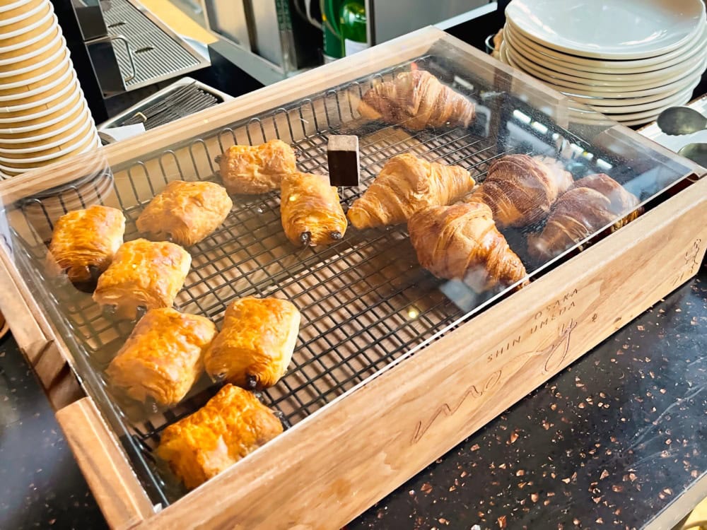 モクシー大阪新梅田宿泊記・朝食・パン