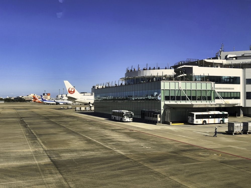 鬼滅じぇっと搭乗記・福岡空港ターミナル