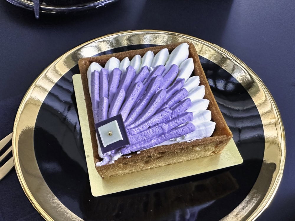 REVERSO 1931 Caféのケーキ