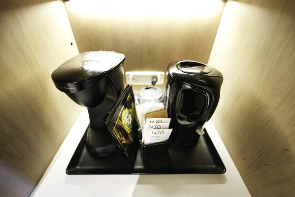 シェラトンワイキキ宿泊記・ミニバー・コーヒーメーカー