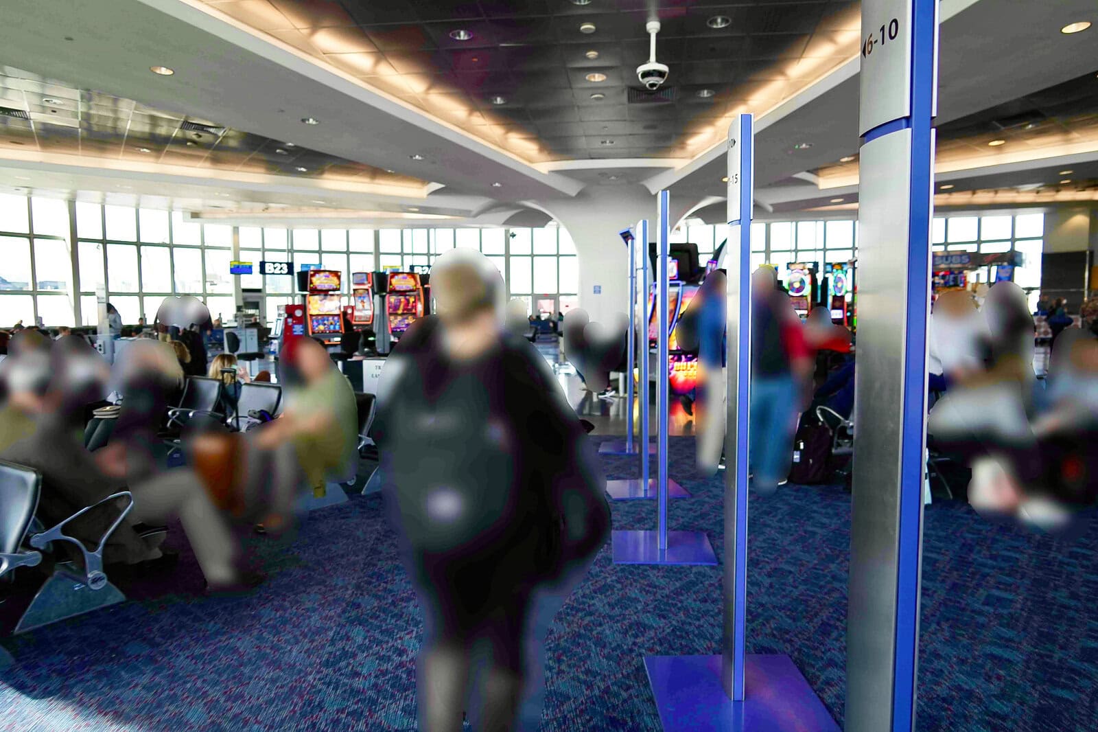 空港ターミナル内
