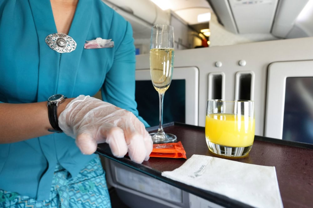 ガルーダインドネシア航空ビジネスクラス搭乗記・ウェルカムドリンク