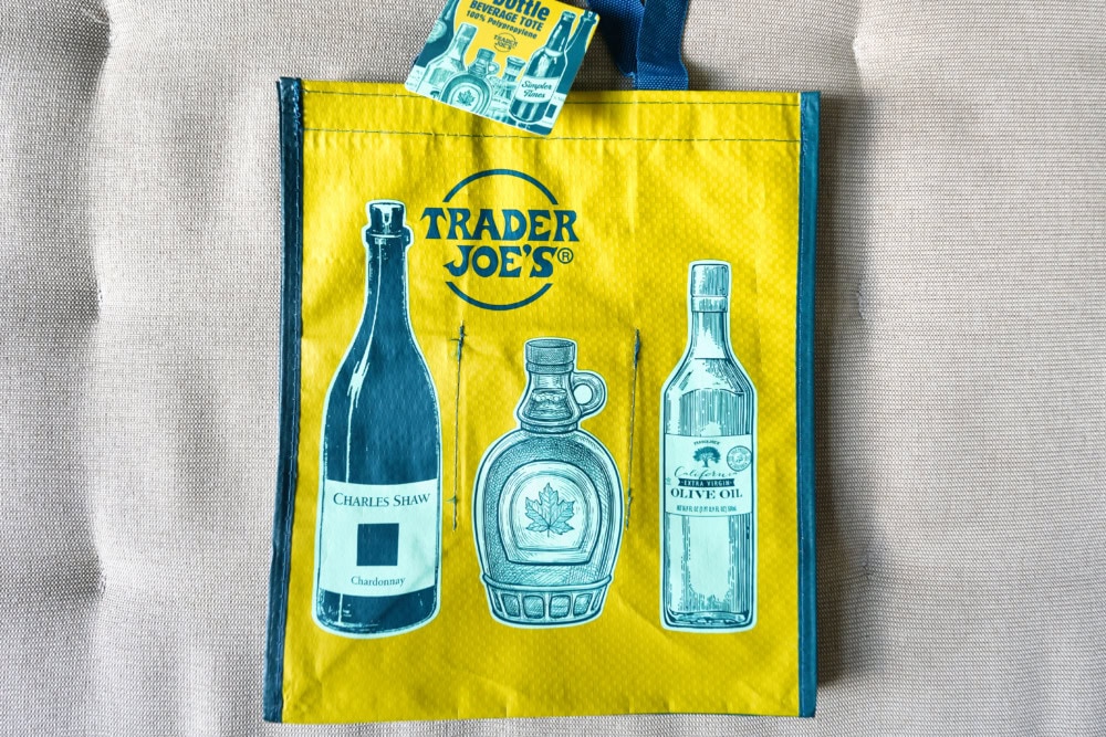 サンフランシスコお土産特集・Trader Joe'sパシフィックプレイス店・エコバッグ・ワイン