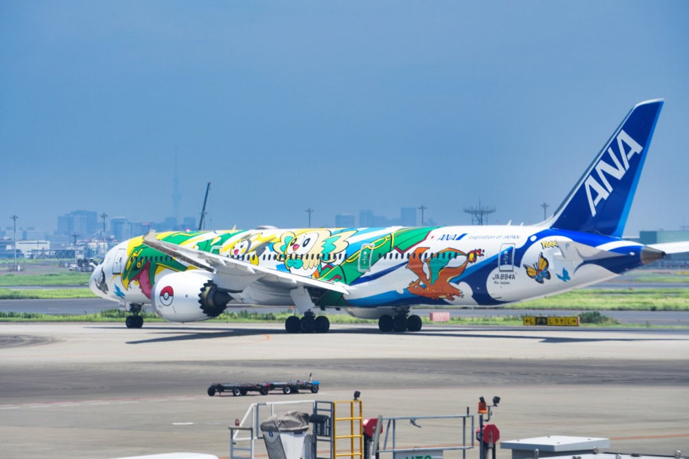 エバー航空ビジネスクラス搭乗記・ポケモンジェットも離陸