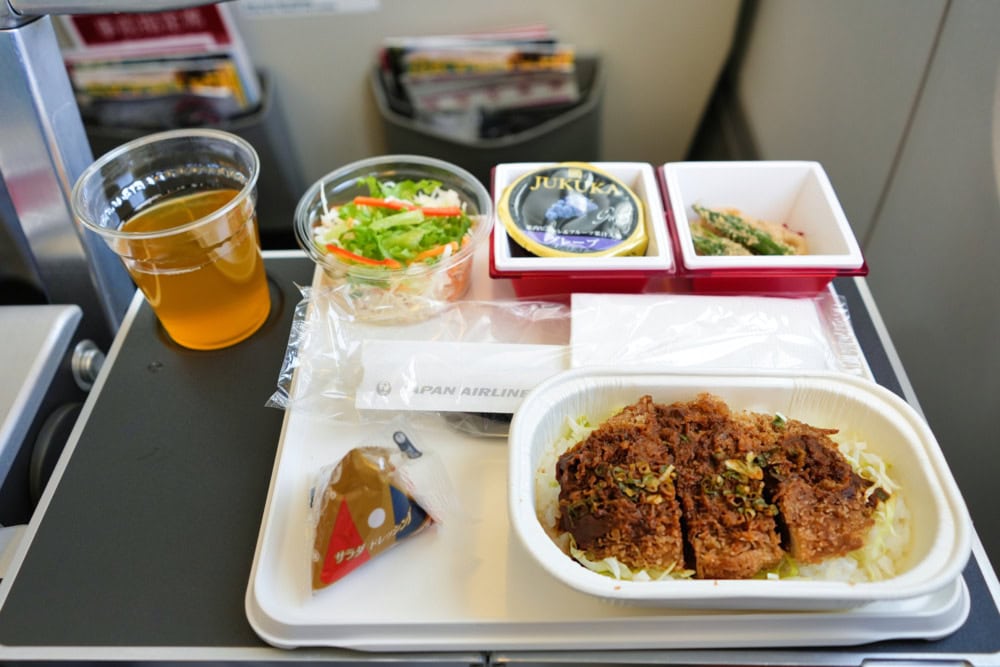 JALグアム線搭乗レポート・機内食