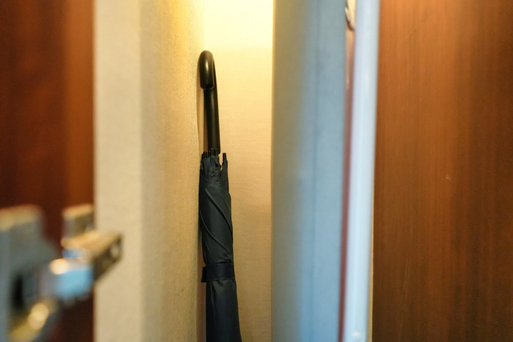 シェラトングランド台北宿泊記・廊下のクローゼットの中身・傘