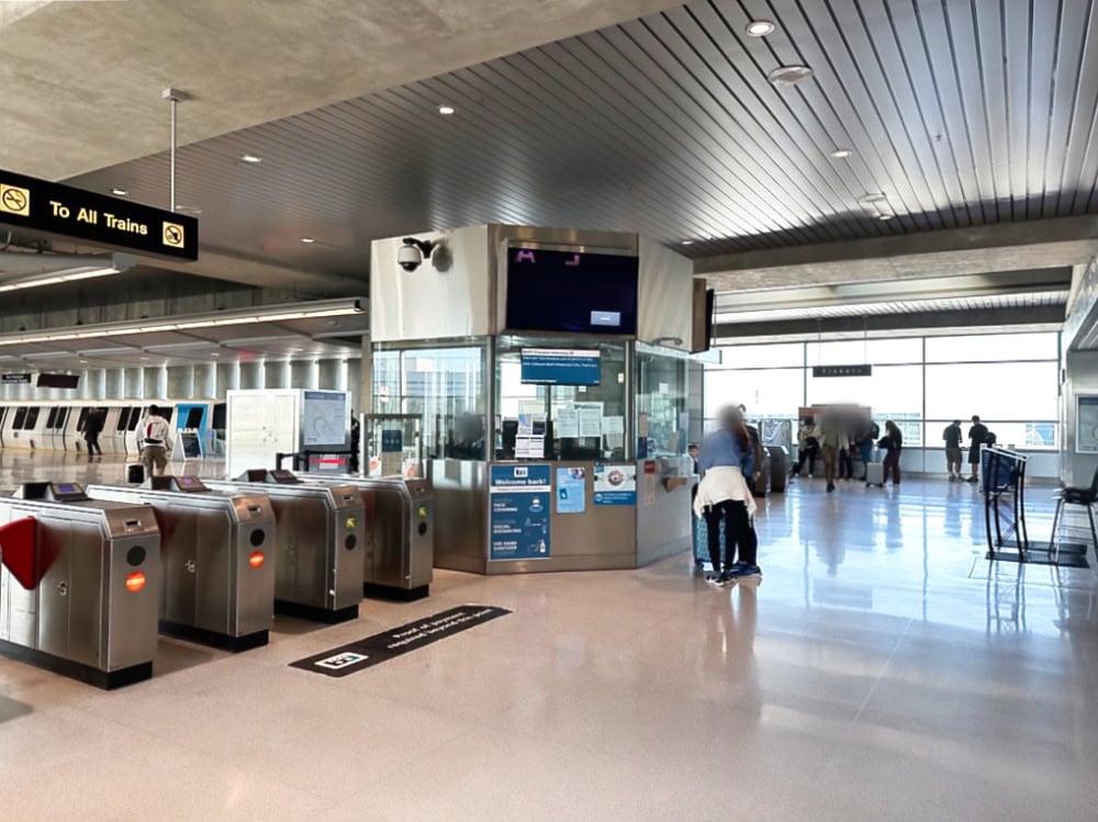 サンフランシスコ国際空港から市内への行き方・ホーム