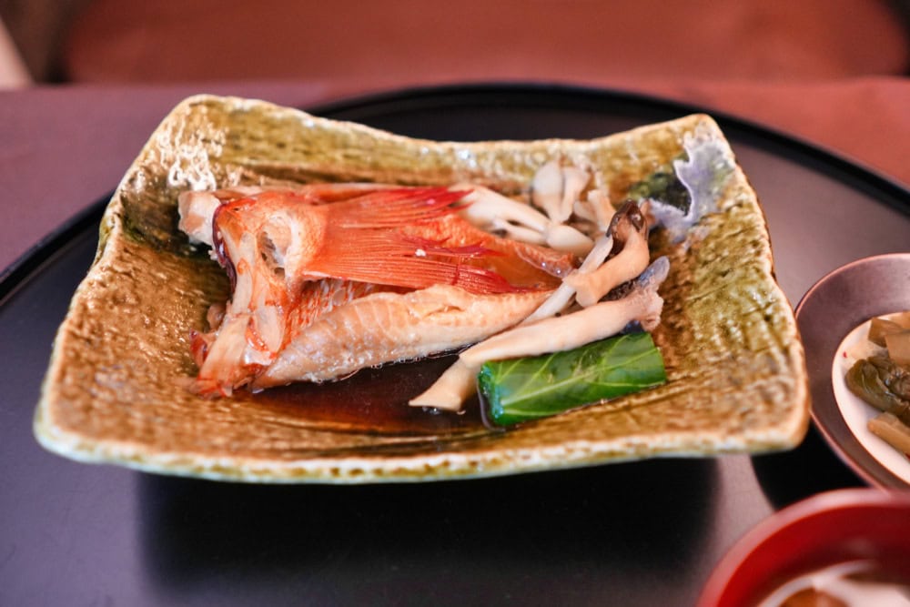 JAL国際線ファーストクラス搭乗記・和食・煮物
