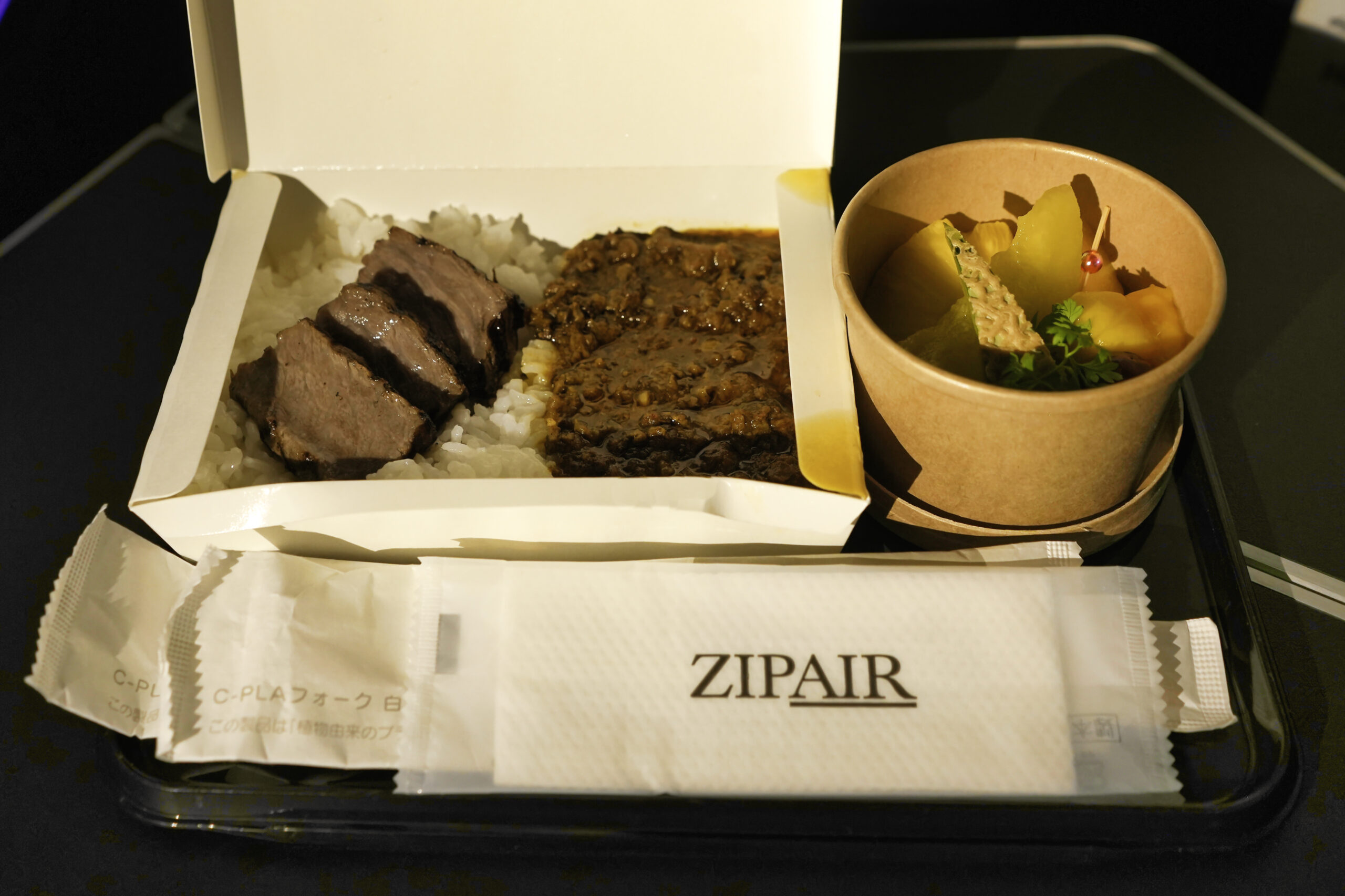 ZIPAIR搭乗記・機内食・焼肉