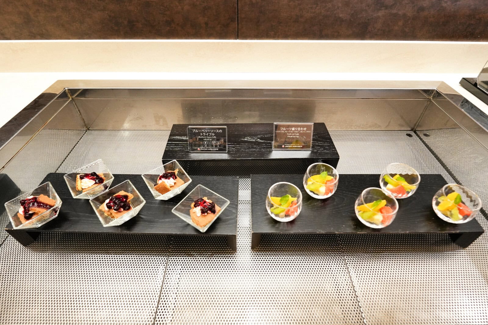 鮨鶴亭のデザートコーナー