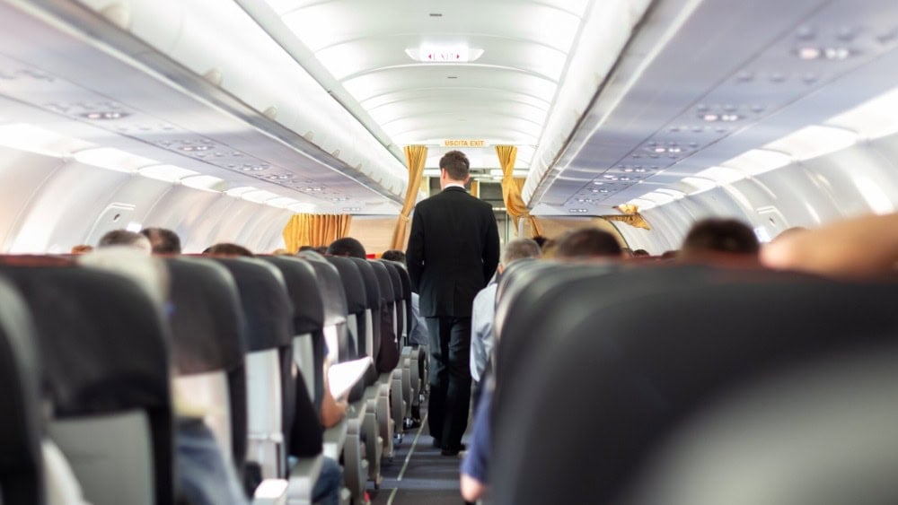 キャセイパシフィック航空プレミアムエコノミー搭乗記・日本語対応CA