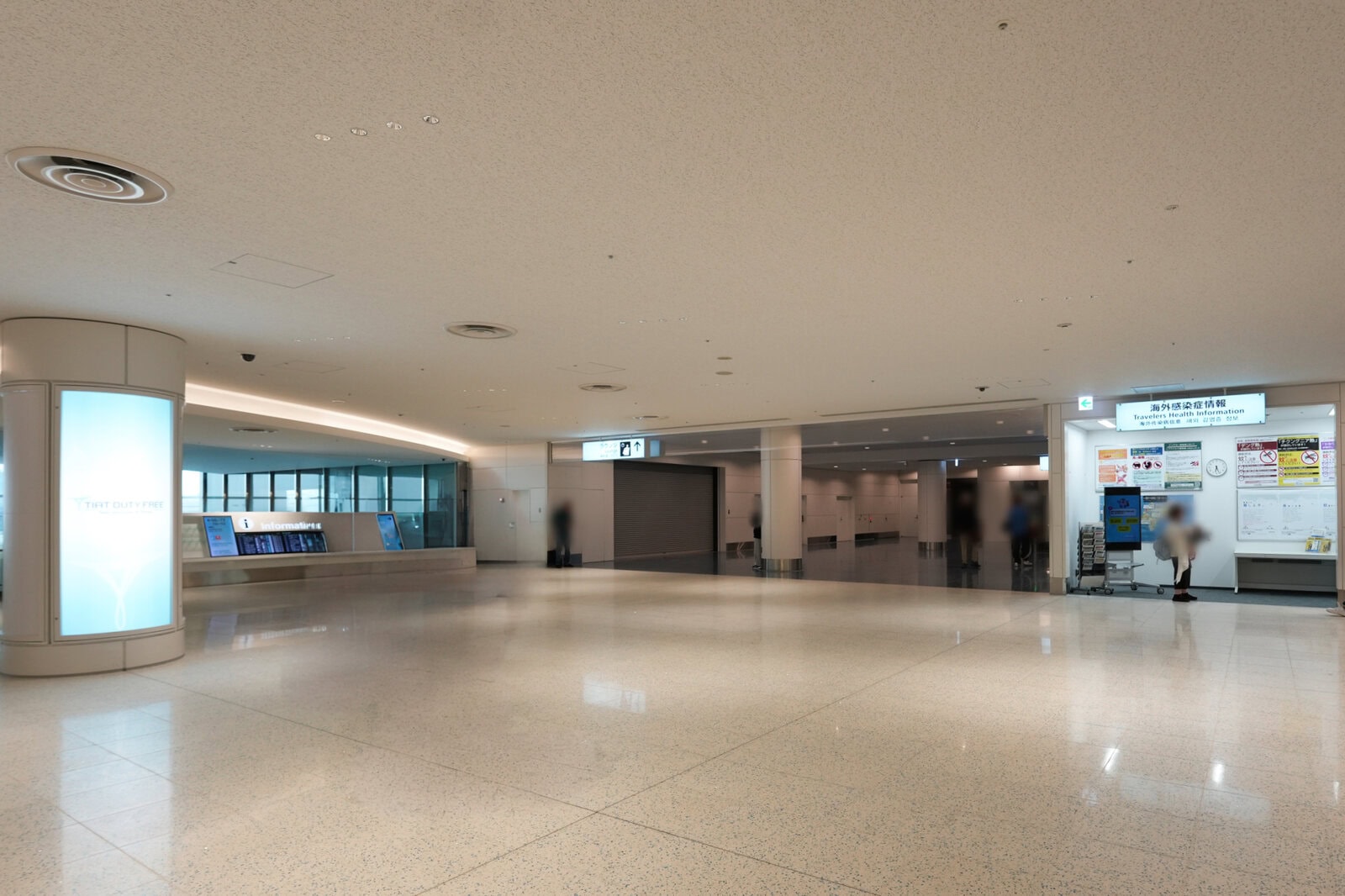 保安検査を終えたら右手へ（2026年5月）