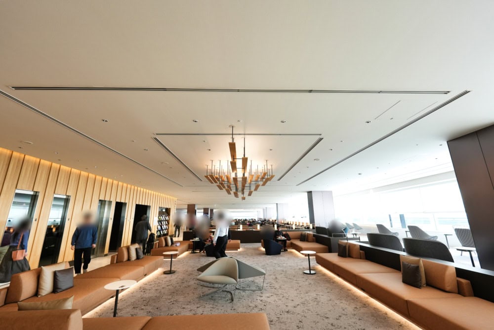 羽田空港第2ターミナル国際線エリア・ANAラウンジ・入室直後