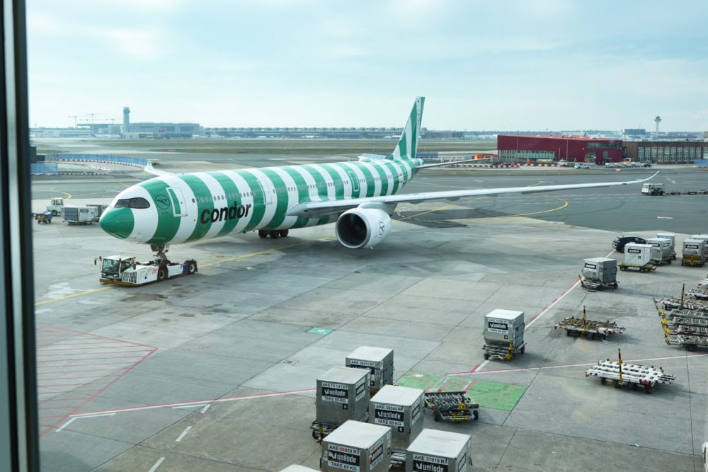 フランクフルト国際空港ルフトハンザセネターラウンジB訪問記・窓からの眺め