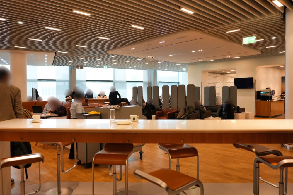 フランクフルト空港・ Lufthansa Business Lounge A13 (Schengen)・シーティングエリア2