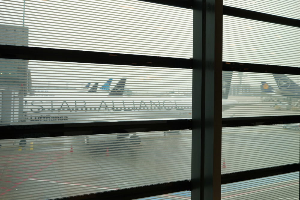 フランクフルト空港・ Lufthansa Business Lounge A13 (Schengen)窓の外