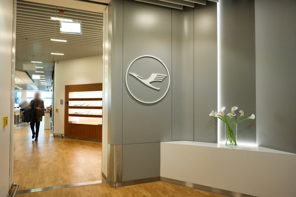 フランクフルト空港・ Lufthansa Business Lounge A13 (Schengen)・入室